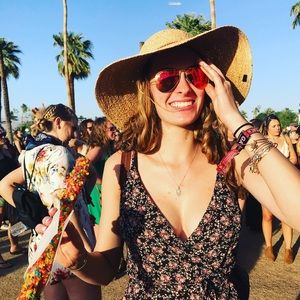 Meet your Posher, Rachel